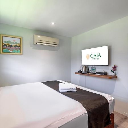 Gaia Hotel Танджунг-Бунга Экстерьер фото