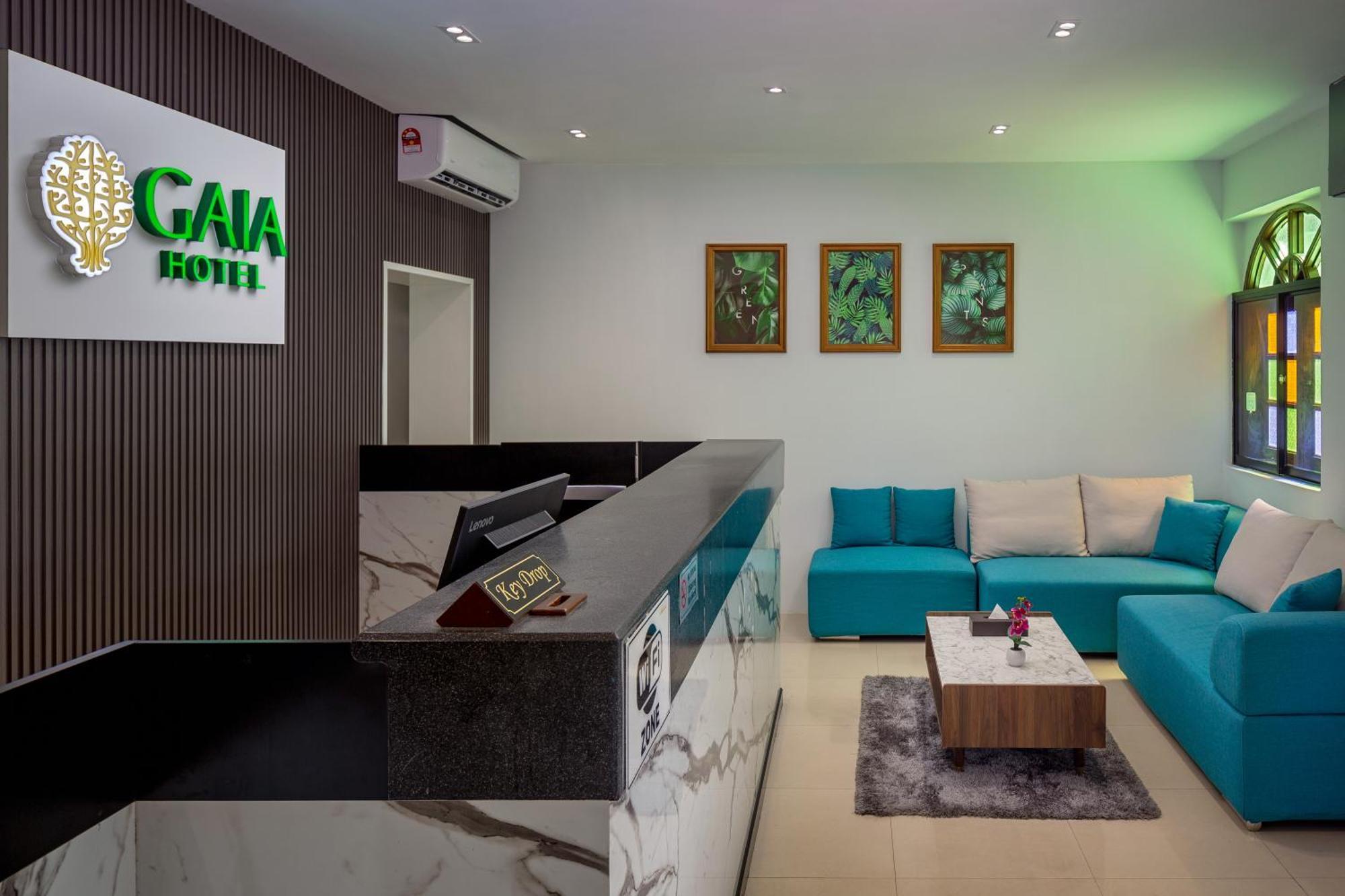 Gaia Hotel Танджунг-Бунга Экстерьер фото